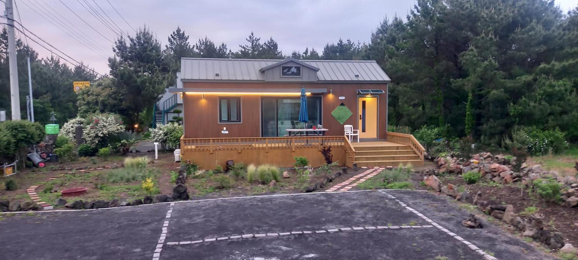 Hamdeok Pool Villa Pension Jeju Exterior foto